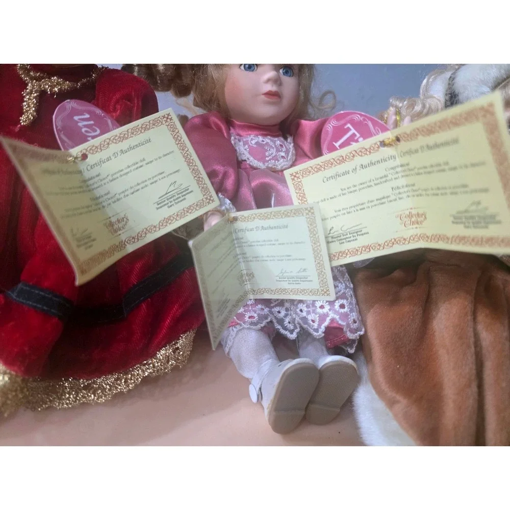 DAN DEE Collector's‎ Choice Porcelain Sitting Musical Doll Set of 3 Vintage